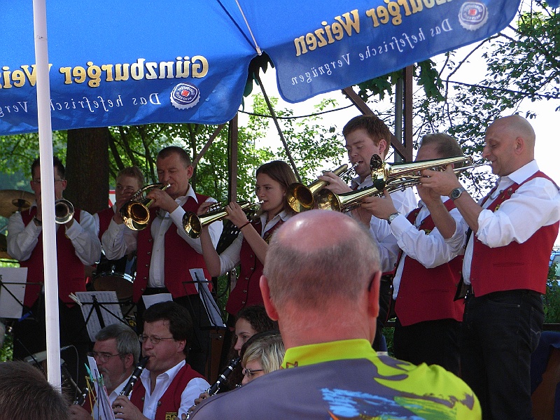 909 05 21 Marktplatzhocke (2).JPG